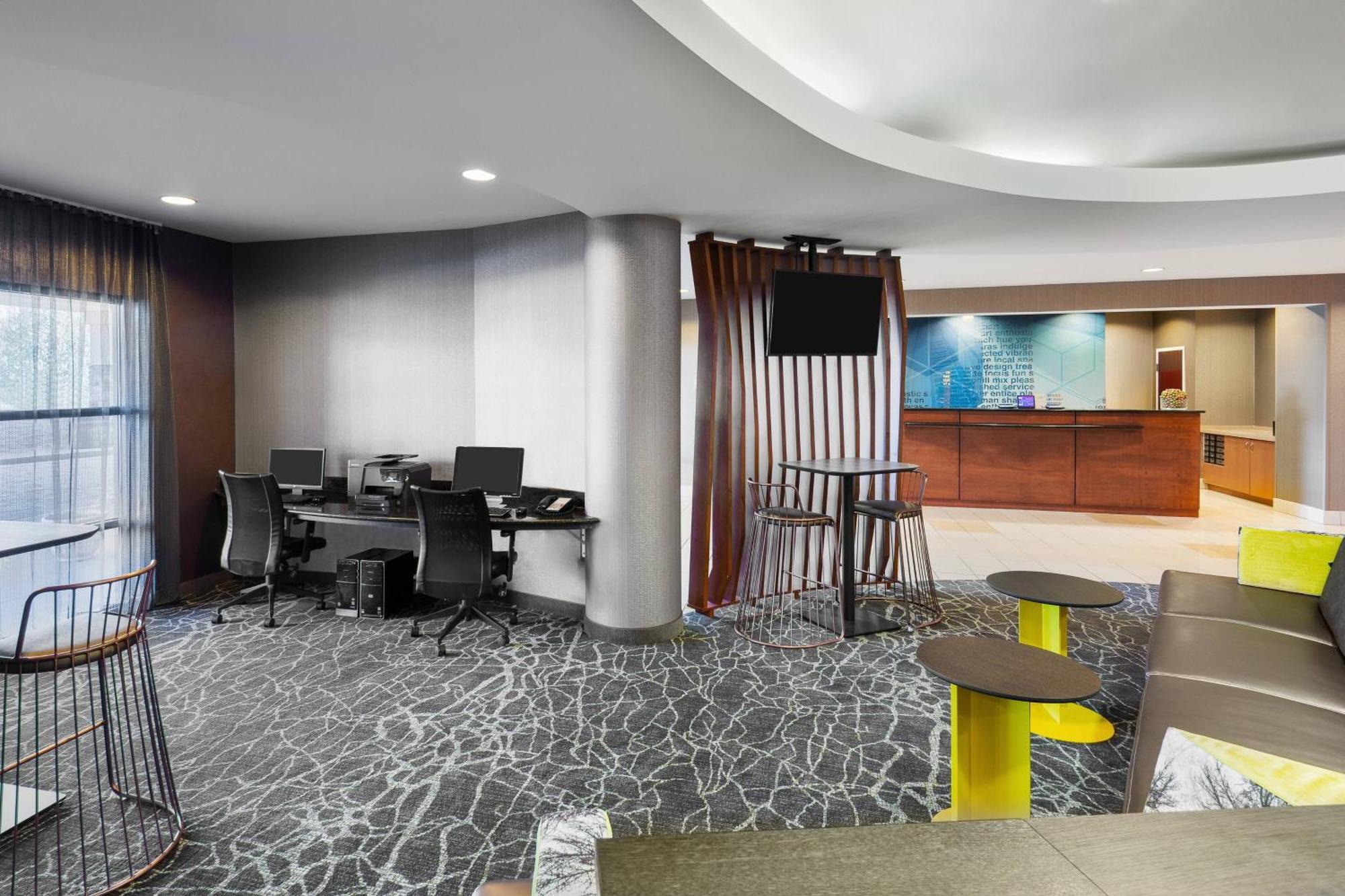 Springhill Suites By Marriott Wheeling Triadelphia Area Exterior photo
